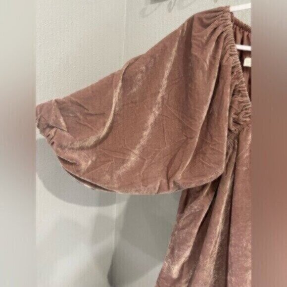 New Free People Boho Velvet Neutral Mini Dress Feminine Puff Sleeve V Neck - Picture 4 of 9